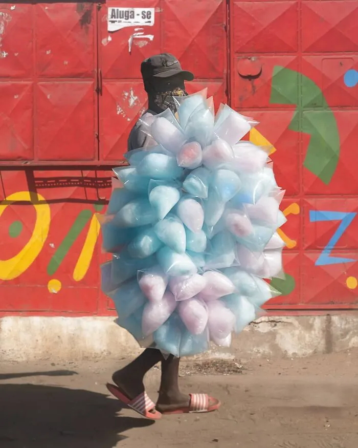 106 Photos To Show Everyday Life And Hardships Of Mozambican People By Grégory Escande