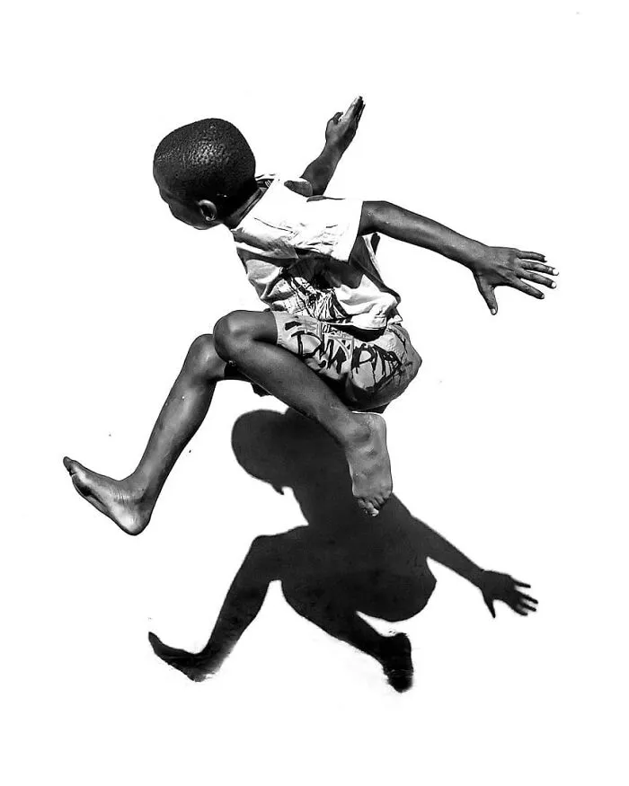 106 Photos To Show Everyday Life And Hardships Of Mozambican People By Grégory Escande