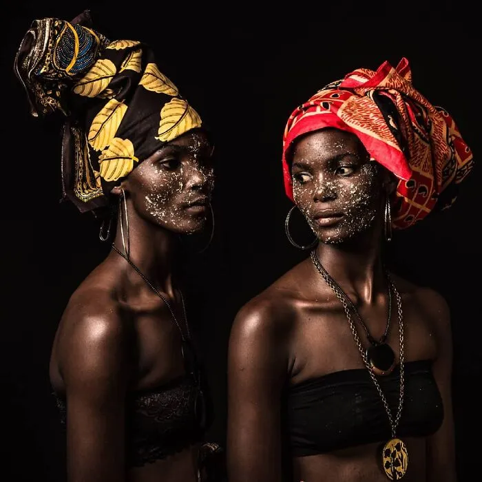 106 Photos To Show Everyday Life And Hardships Of Mozambican People By Grégory Escande