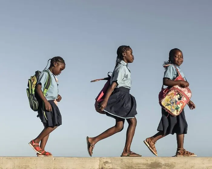 106 Photos To Show Everyday Life And Hardships Of Mozambican People By Grégory Escande