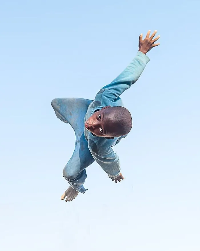 106 Photos To Show Everyday Life And Hardships Of Mozambican People By Grégory Escande