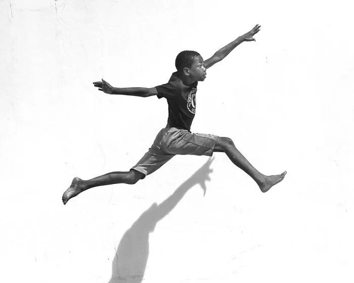 106 Photos To Show Everyday Life And Hardships Of Mozambican People By Grégory Escande