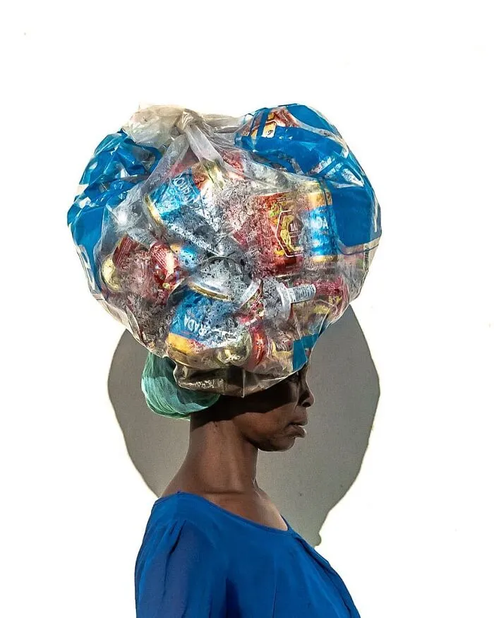 106 Photos To Show Everyday Life And Hardships Of Mozambican People By Grégory Escande