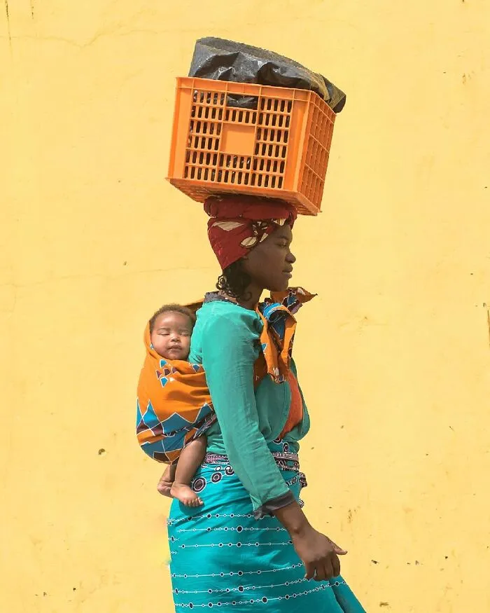 106 Photos To Show Everyday Life And Hardships Of Mozambican People By Grégory Escande