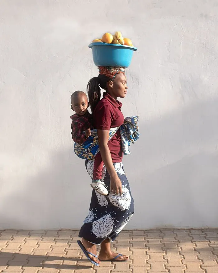 106 Photos To Show Everyday Life And Hardships Of Mozambican People By Grégory Escande
