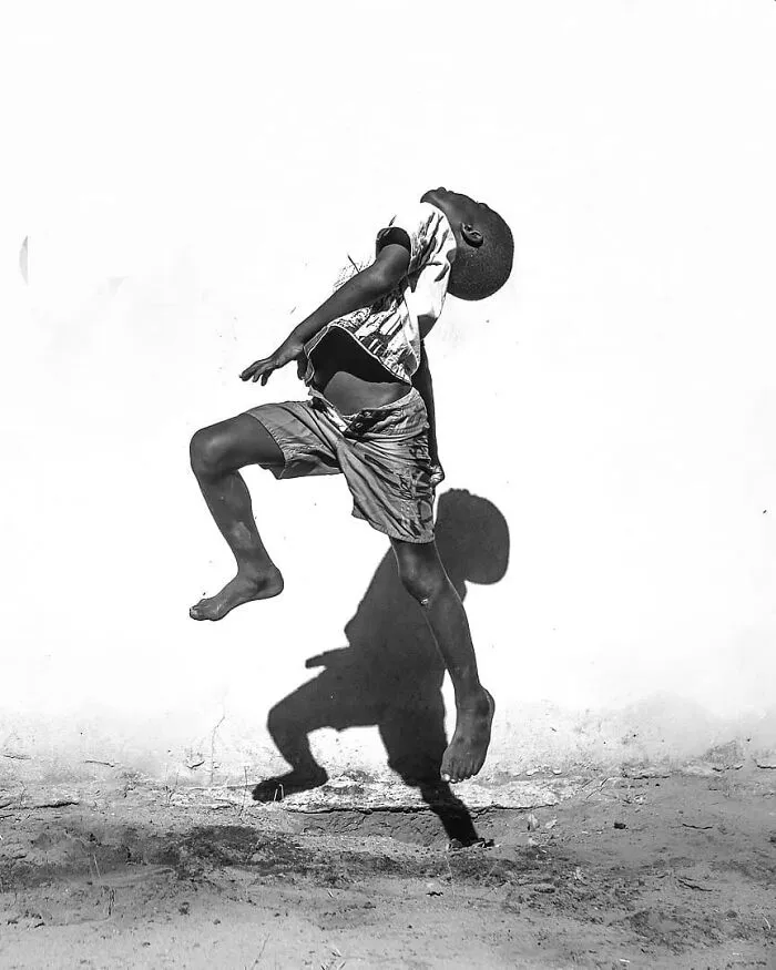 106 Photos To Show Everyday Life And Hardships Of Mozambican People By Grégory Escande