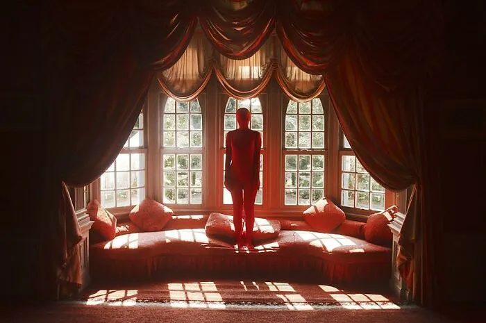 30 Surreal Self-Portraits Wearing Full-Body Suits That Suggest Strangeness, Otherworldliness, And Isolation