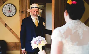 Here Are My 20 Photos That Depict Unstaged Father-Daughter Moments At Weddings