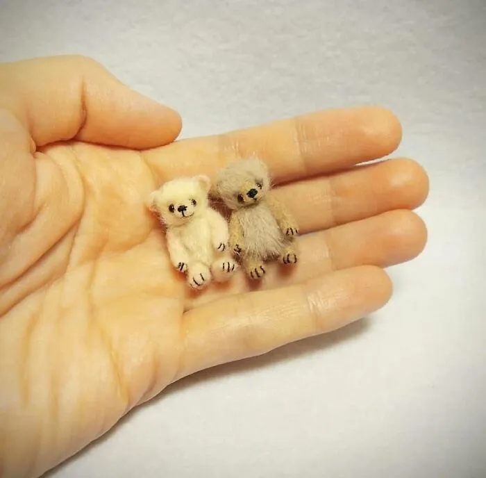 Artist Makes Hyper-Realistic Wool Animal Sculptures Through Needle Felting (46 New Pics)