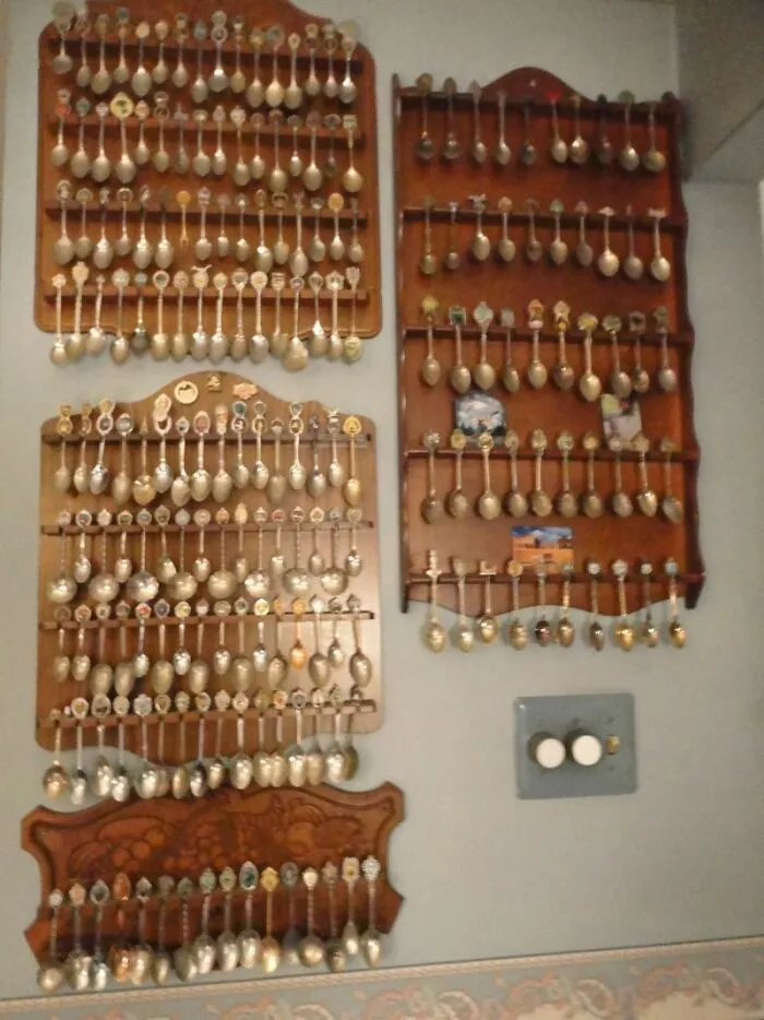 Mi colección de cucharas de cuando empecé a viajar en 1970.