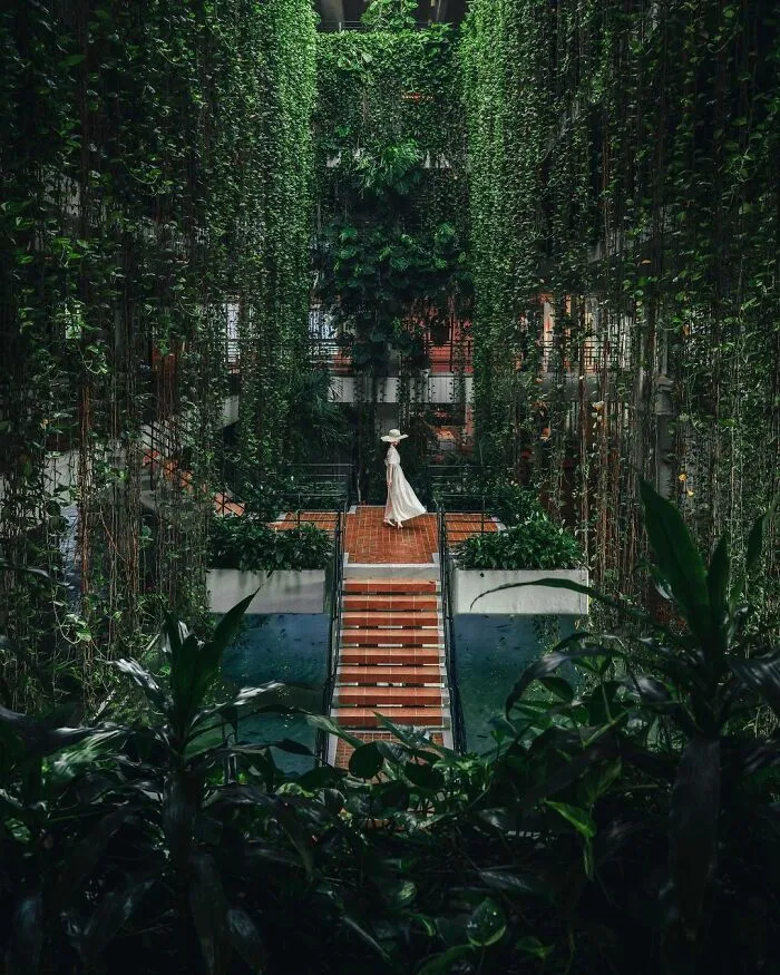 Ryosuke Kosuge's 30 Stunning Photos Give A Glimpse Of Everyday Life In Asia