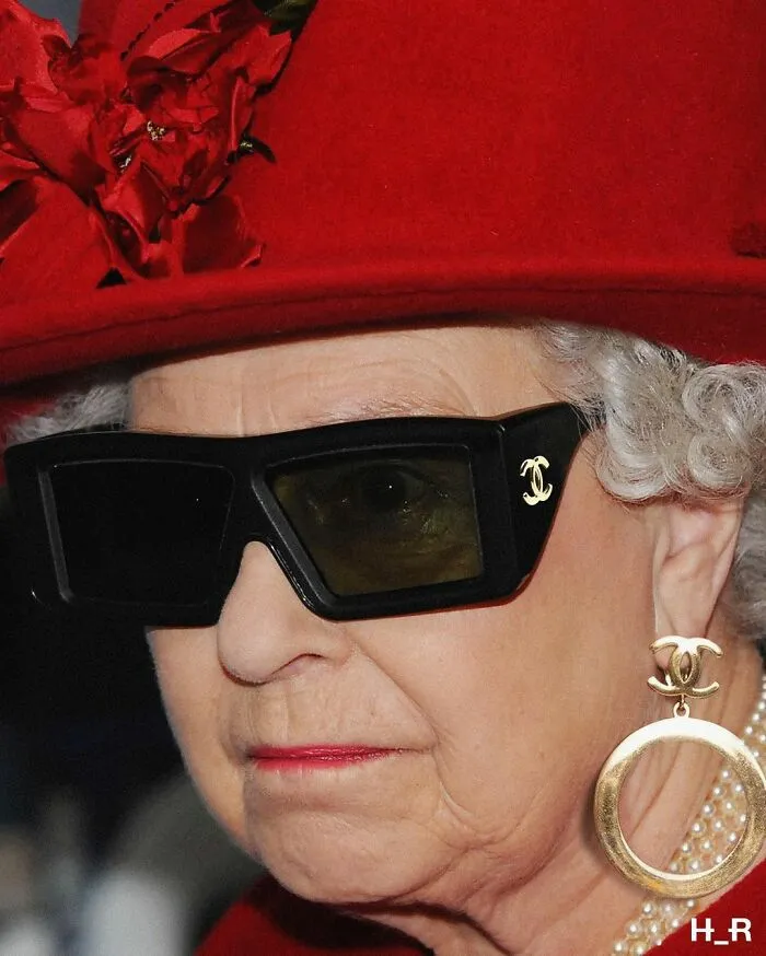 78 Silly And Humorous Edits This Artist Created Of Queen Elizabeth