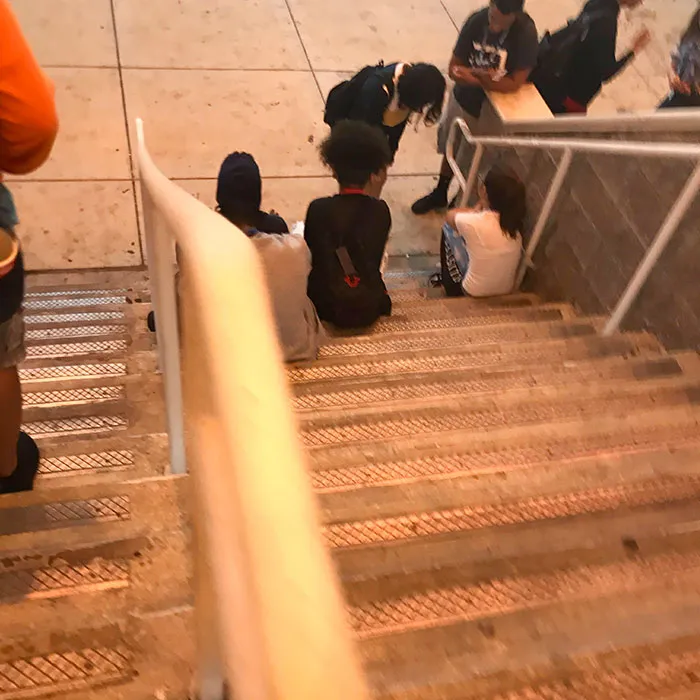 Gente que hace esto
