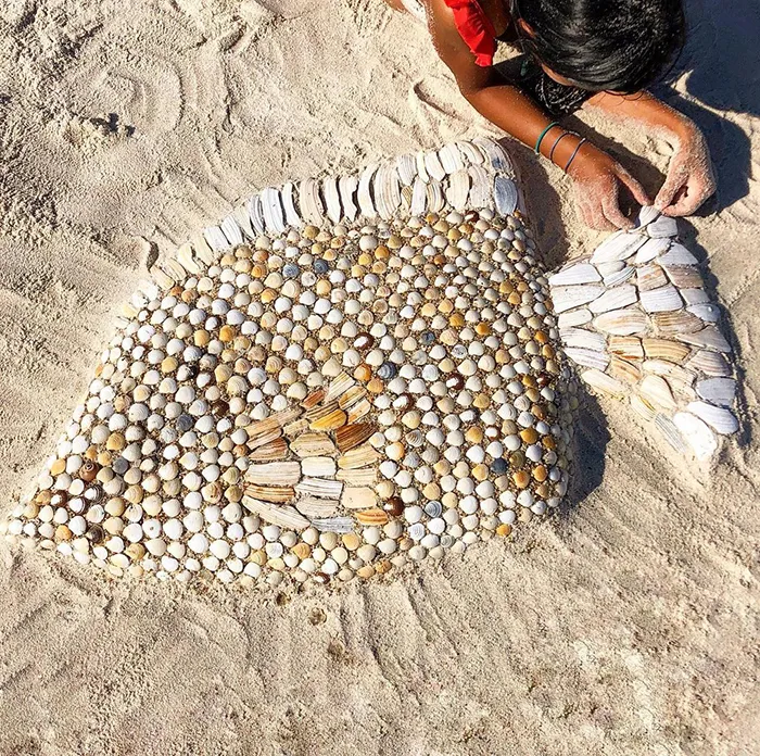 This Artist Creates Captivating Animal Portraits From Seashells Found At The Beach (30 Pics)