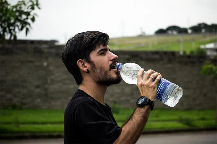 30 Respuestas a "¿Qué es una estafa pero la mayoría de la gente no sabe que lo es?