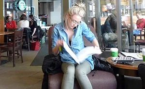 "I Don't Work Here, Lady": 30 Satisfying Stories Of Customers Reacting To Being Mistaken For Employees, Shared In This Online Group