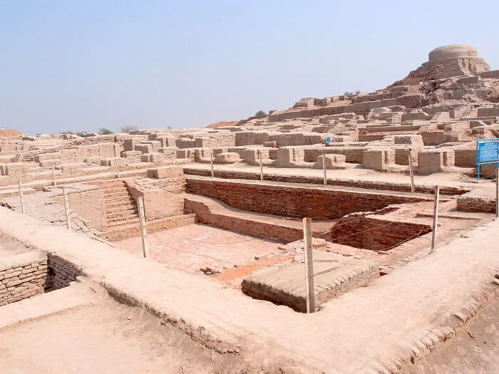 How Did The Ancient Indus Survive In The Desert Without A River?