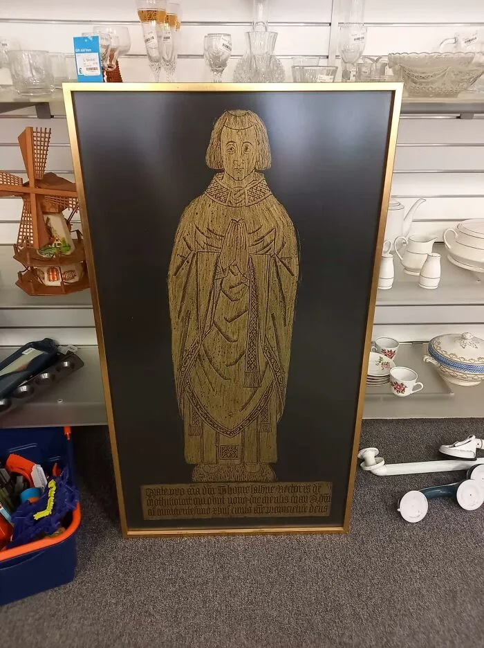 Who Doesn't Want This 4ft Monstrosity Hanging On Their Wall? Couldn't See A Price, Havant