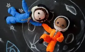 I Crochet Famous Women In Science To Create Role Models And Awareness (14 Pics)