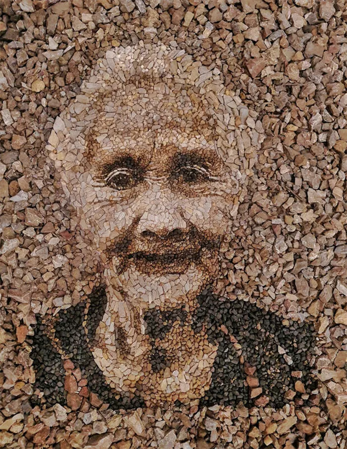 This Artist Creates Intricate Art Using Pebbles (26 Pics)