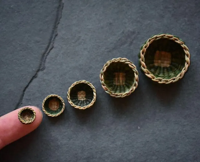 Self-Taught Artist Transforms Leaves And Weeds Into 30 Mini Hand-Woven Baskets