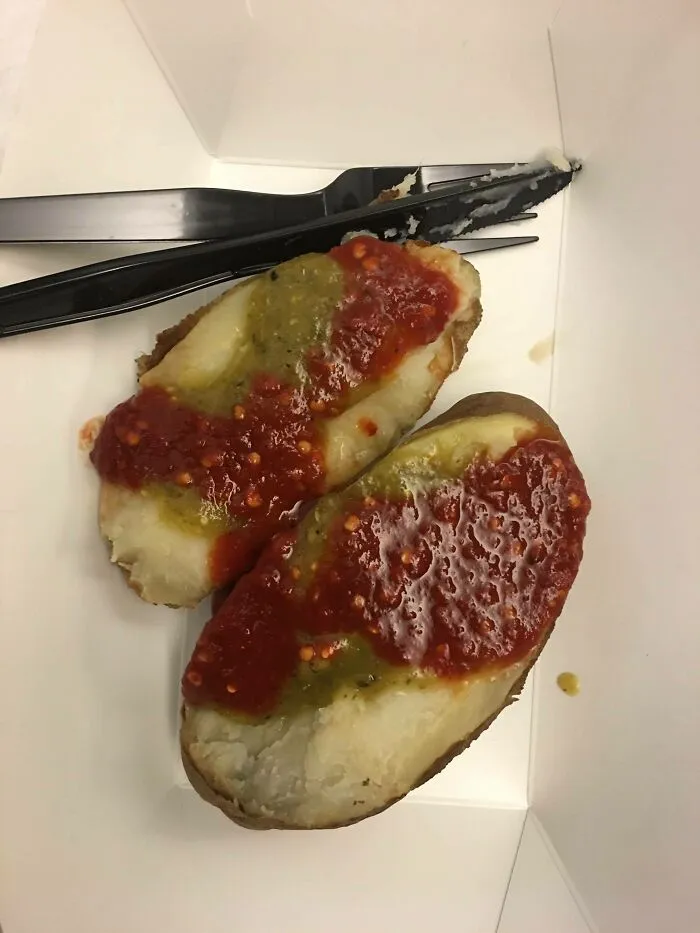 Horrible comida vegana de hospital, al estilo de Nuevo México