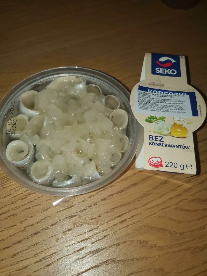 This Fish Which Only Shows The Outside While The Inside Is Filled With Onion