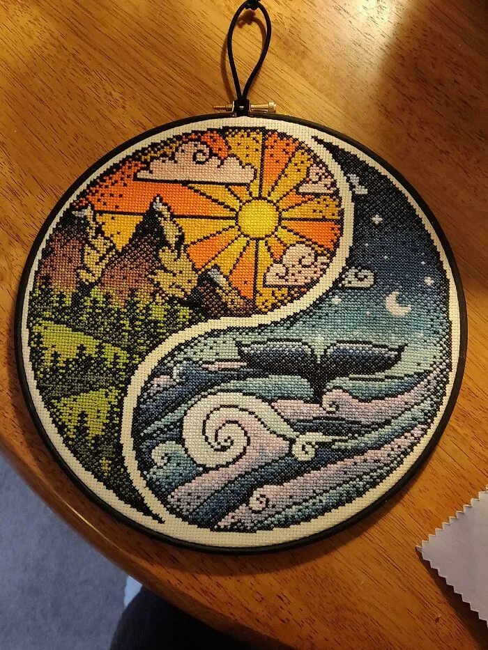 My First Everest. This Took 4+ Months And 100 Headaches, But I Have Finally Finished The First Big Project I've Started. I Cant Wait To Give It To My Mum!
