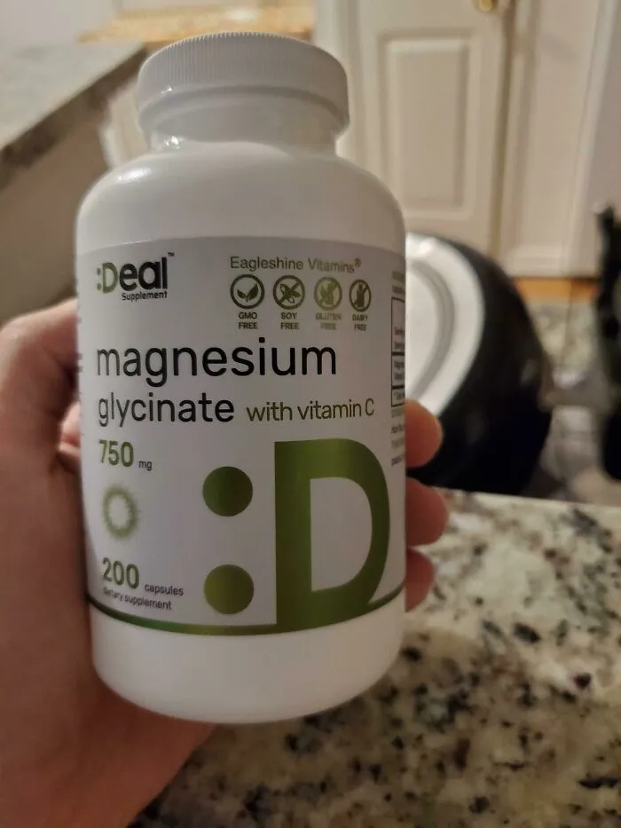 Esto no es vitamina d; es un emoji en una botella de magnesio