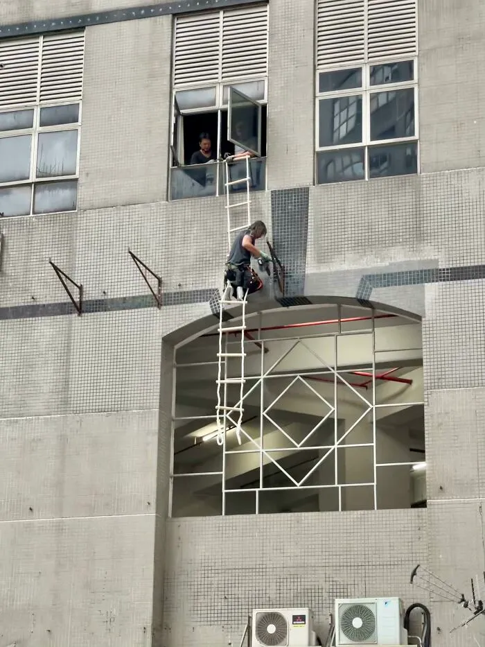 Who Needs A Scaffold When You Have A Rope Ladder