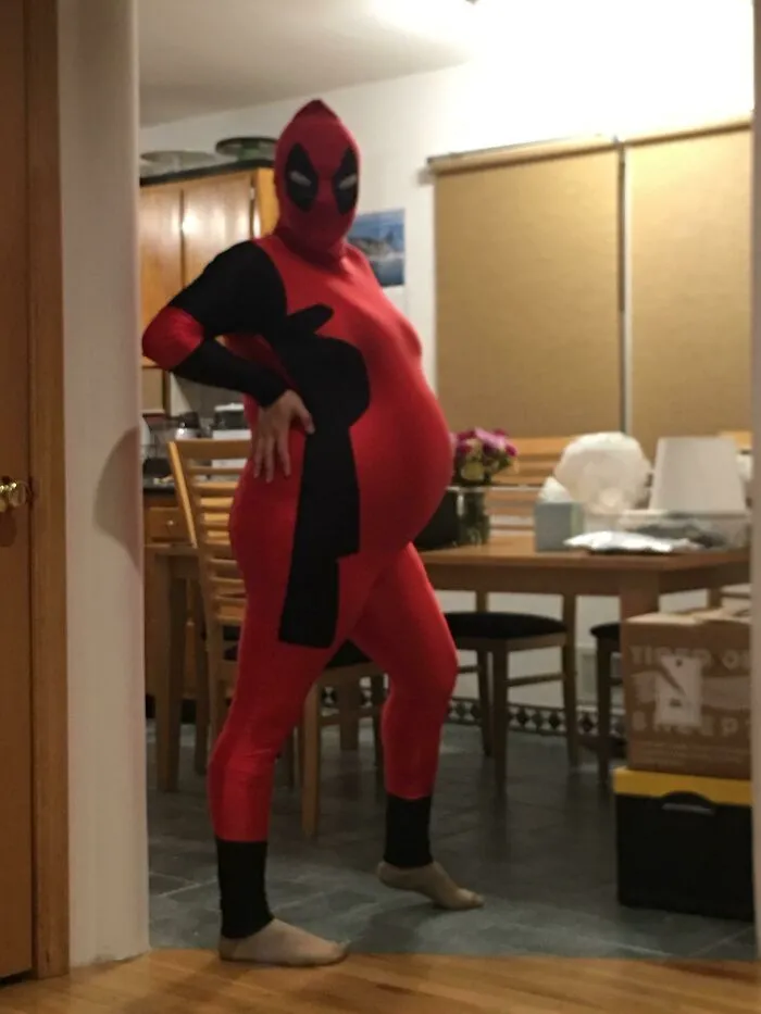 Mi mujer está embarazada de 39 semanas y tiene muchas ganas de ver Deadpool 2