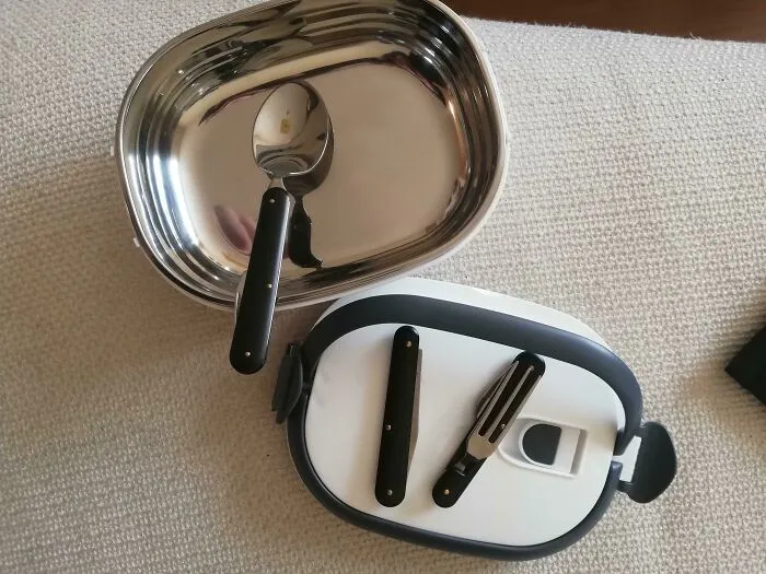 Office Goes Zero Waste And Gave Everyone One Of These