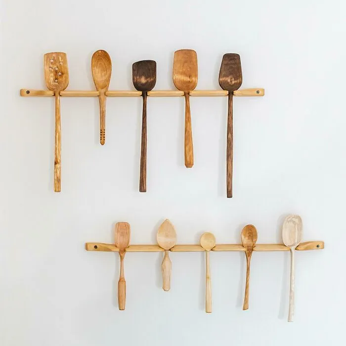 With An Axe And Two Knives, I Carve Spoons From Freshly Fallen Wood Picked In My Forest. Spoons Are Everyday Tools That Have Been Used Since The Beginning Of Humanity
