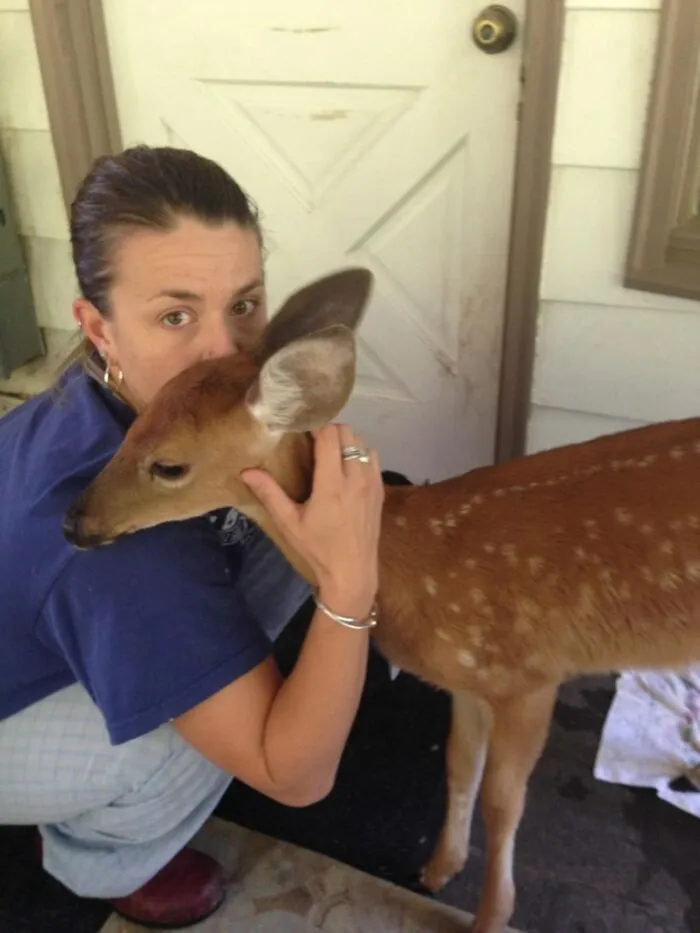 My Sister In Law Is A Vet Tech. This Is At Her House. This Kind Of Stuff Happens To Her All The Time. She's The Female Ace Ventura