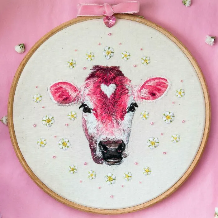 No suelo publicar en Reddit, pero aquí les traigo esta pequeña vaca rosa. Espero que les guste muuuu-cho