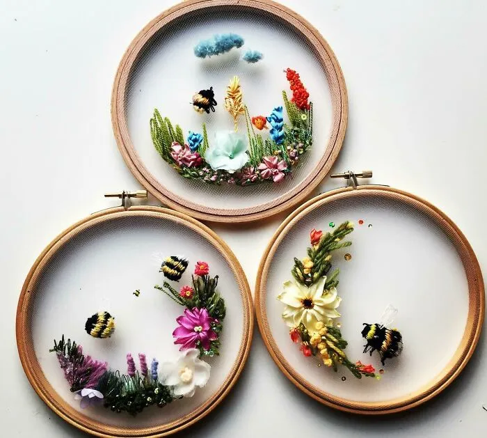 Bordados flotantes. Es un bordado hecho en tul, utilizando cinta de seda, tapiz e hilos