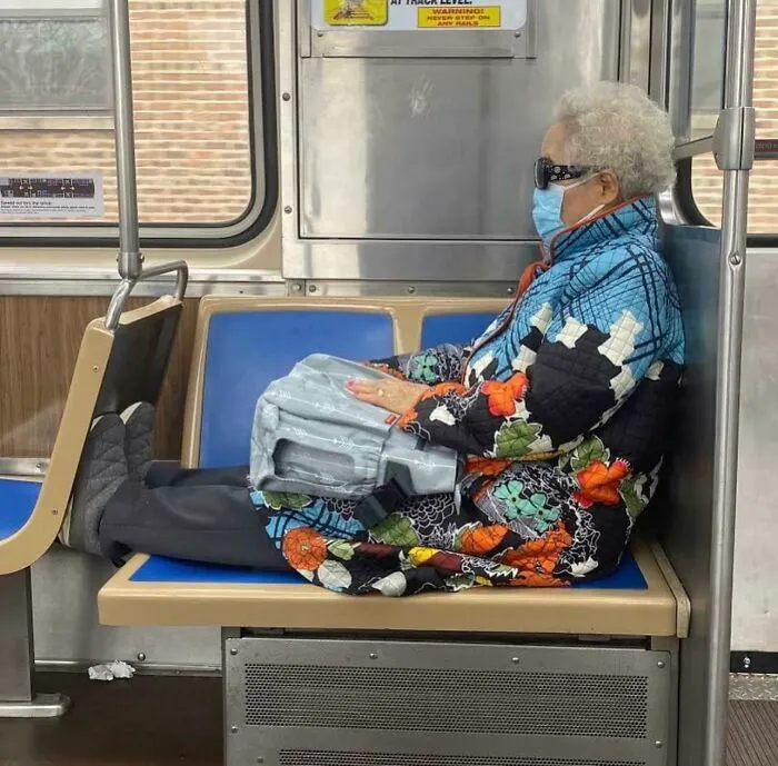 This Comfy Lady
