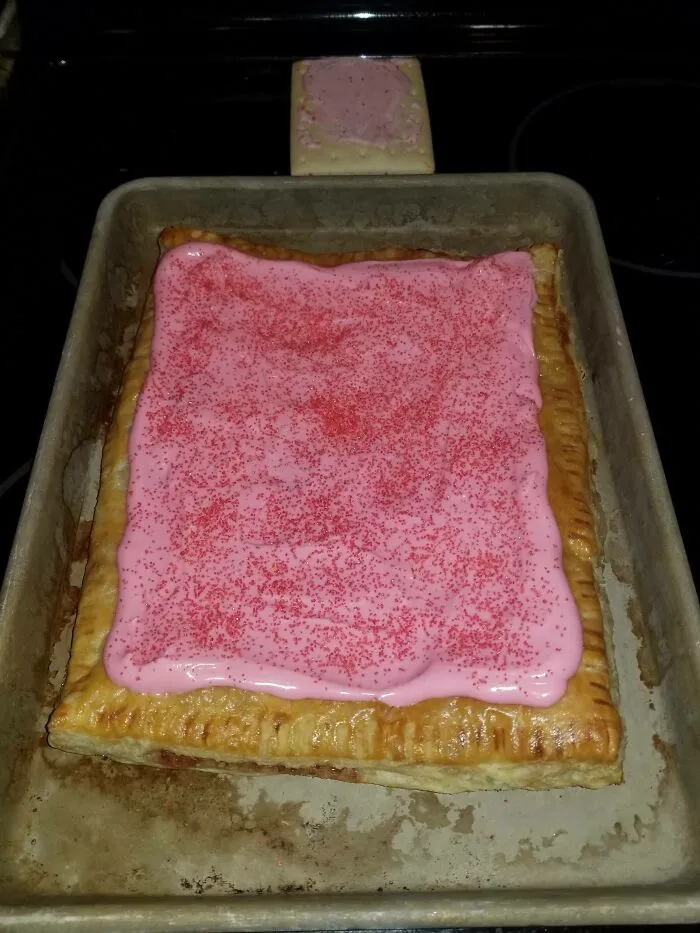 Cuando tu hija le pide a Santa Claus una Pop Tart de cereza gigante