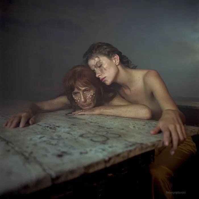 Photographer Uses An Analog Camera To Capture Eerie And Surreal Photos Of People (30 Pics)