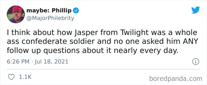 People Are Re-Watching The 'Twilight Saga' And Realizing How Crazy It Was, Here're 40 Hilarious Memes About It