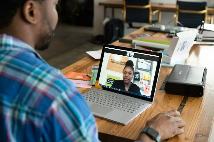 20 Useful Tips For People Looking For A New Job, As Shared By This Career Coach Online