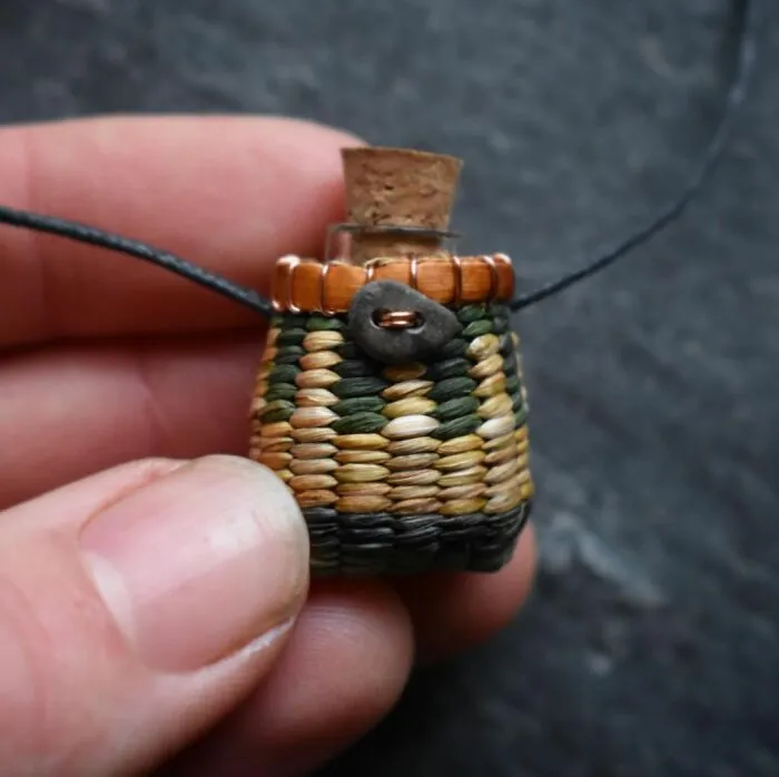 Self-Taught Artist Transforms Leaves And Weeds Into 30 Mini Hand-Woven Baskets