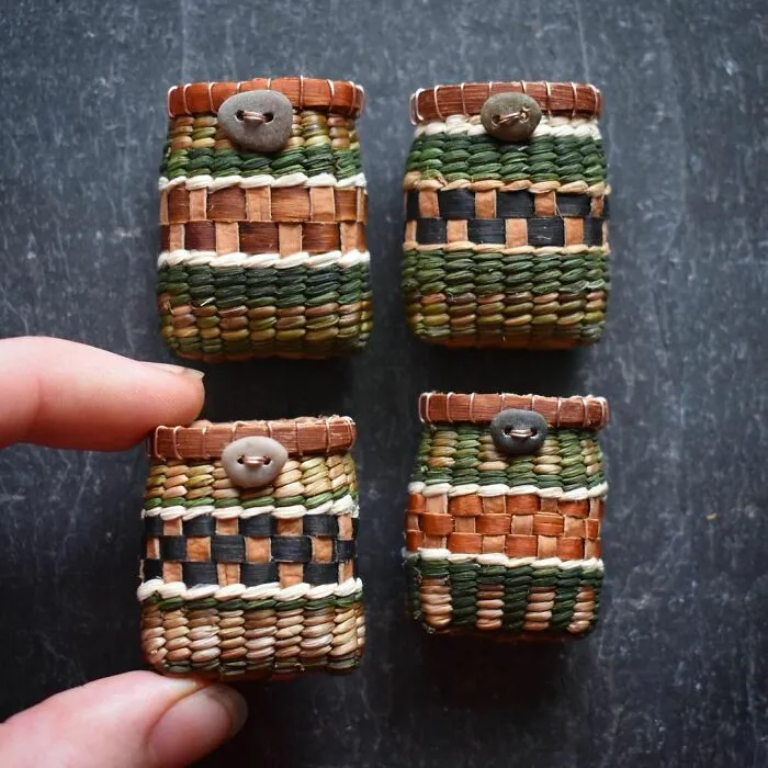 Self-Taught Artist Transforms Leaves And Weeds Into 30 Mini Hand-Woven Baskets