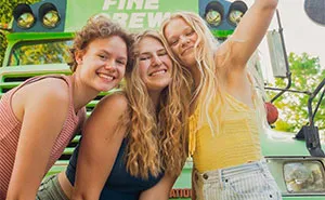 After They Found Out They Were Dating The Same Guy, These Three Girls Renovated A Bus And Traveled Together
