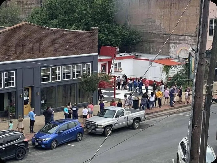 A Customer Canceled An Order Of 5 Dozen Cookies Because They Saw An Image Of A Rainbow Cookie. The Bakery Asked If Anyone Wanted To Buy The Extra Cookies