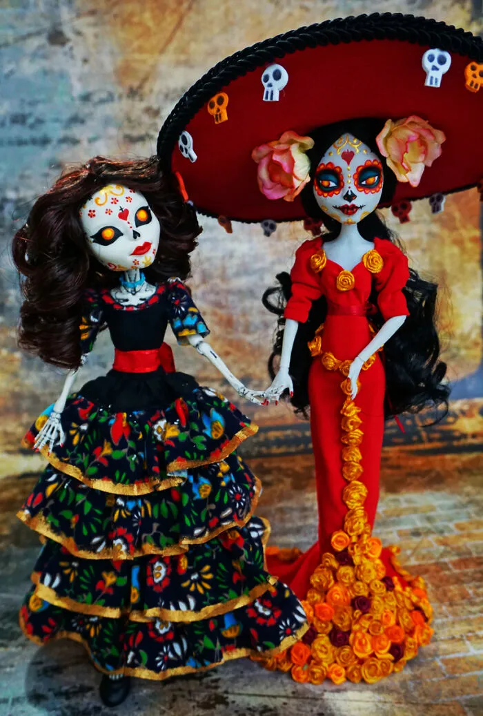 I Take Old Dolls And Customize Them Into Pop Culture Characters.
