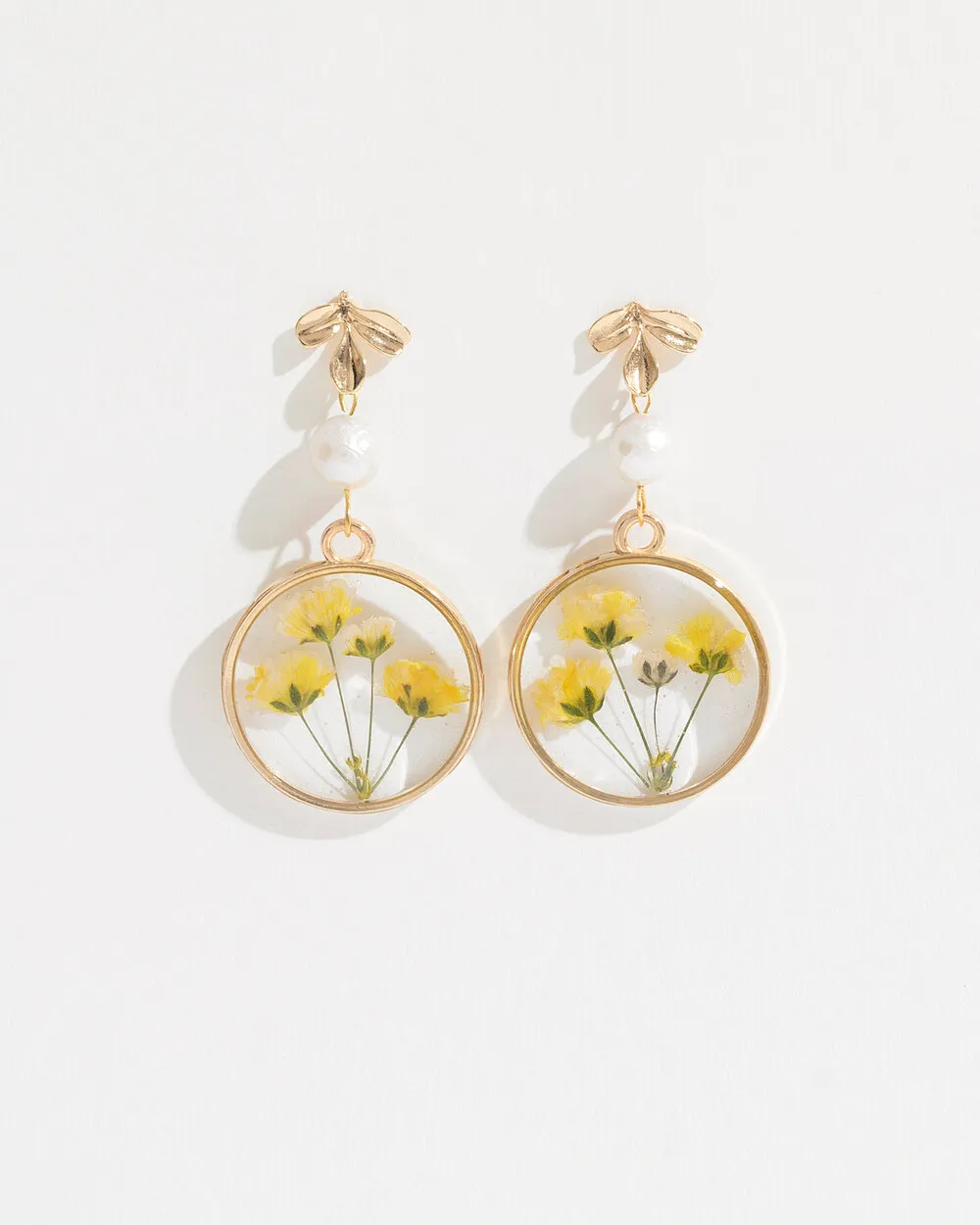 5 Sunny Accessories To Brighten Your Day