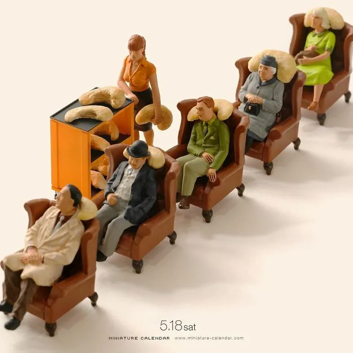 Japanese Artist Has Been Creating Miniature Dioramas Every Day For Seven Years (45 New Pics)