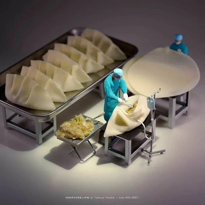 Japanese Artist Has Been Creating Miniature Dioramas Every Day For Seven Years (45 New Pics)