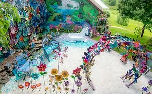 I Created A "Magic Garden!"